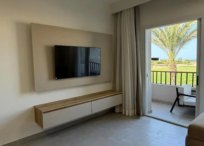 Elegant 1br Golf & Sea View Soma Bay